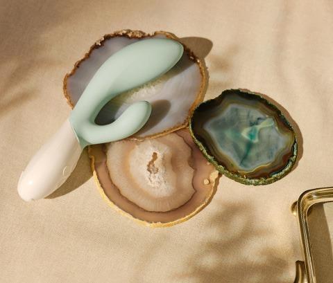 Lelo INA 3 G-spot dan penggetar klitoris