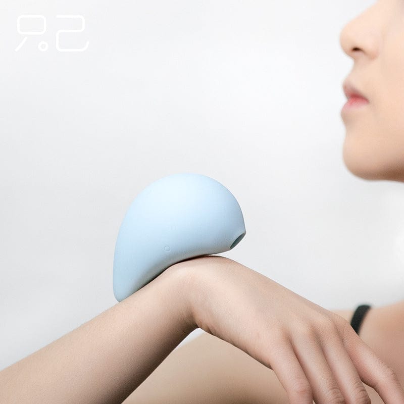 Little Dolphin Suction Vibrator with UV Sterilizer Storage