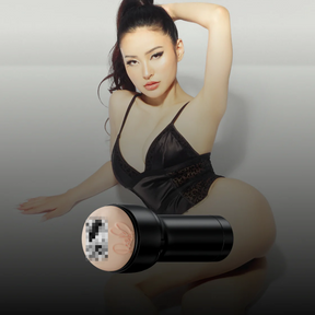 Kiiroo Feel Stroker - Rae Lil Black Male Masturbator 手淫器 - 雷莉·布莱克