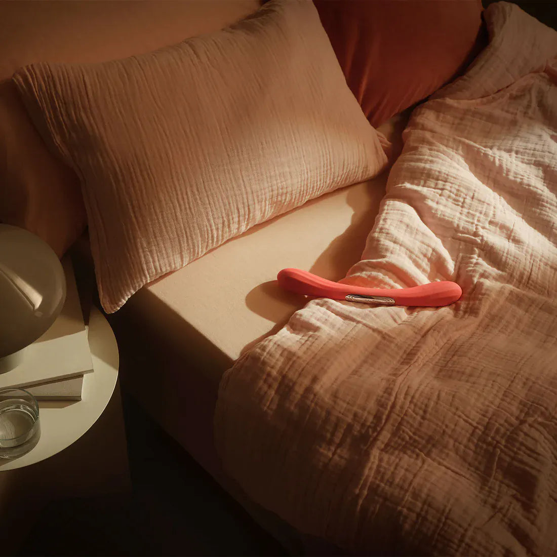 Lelo - Boomerang App-Controlled Dual Ended Vibrator Purple & Coral Red