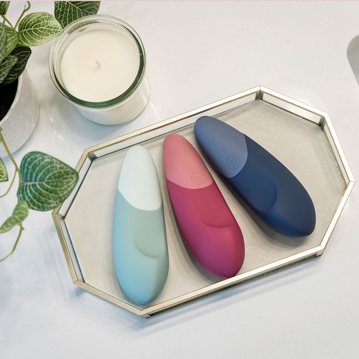 Womanizer - Vibe Dark / Waterproof / hands-free / pin-pointed stimulation 防水 / 免提 / 精准刺激